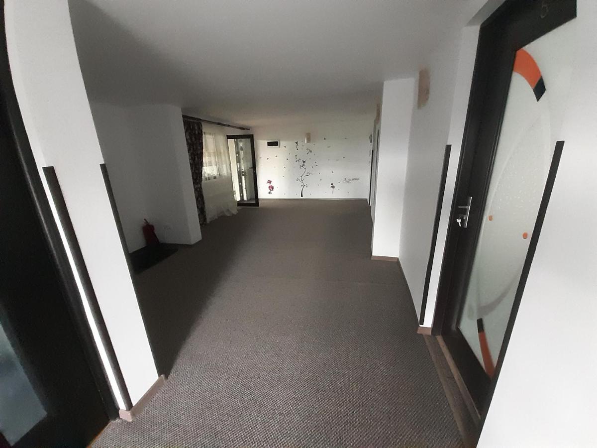 Villa Casa Dintre Pini Păltinoasa Esterno foto