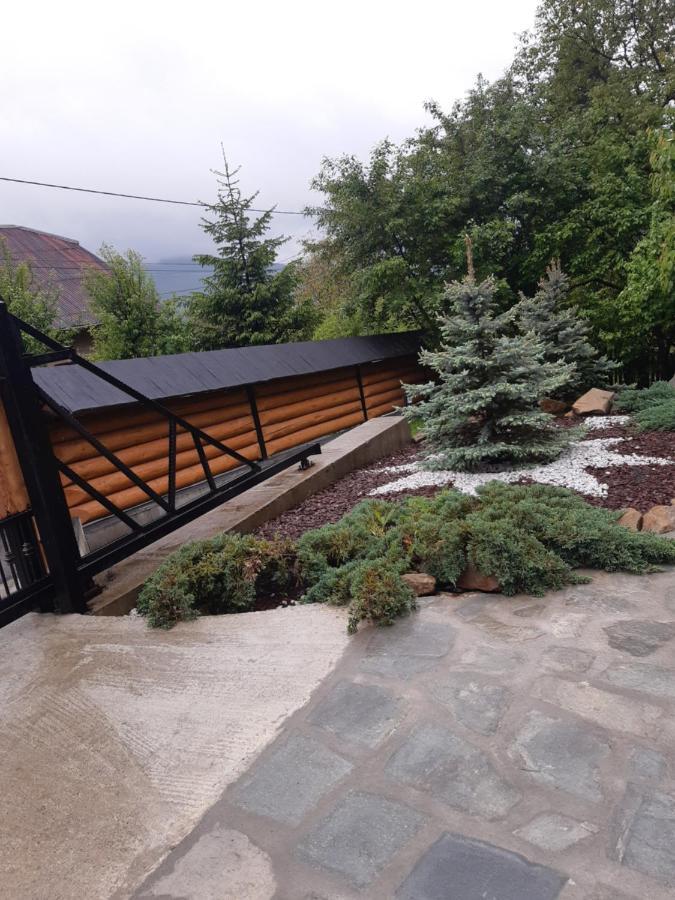 Villa Casa Dintre Pini Păltinoasa Esterno foto